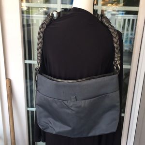 Accessories Bag can use for tablet or laptop.